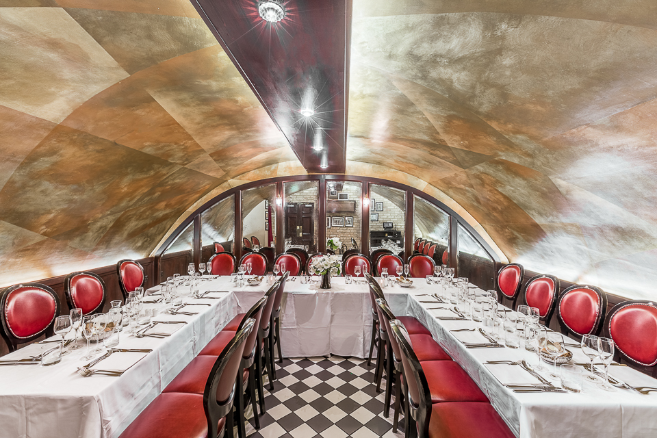 Tuttons Vaults Covent Garden London Bar Reviews DesignMyNight