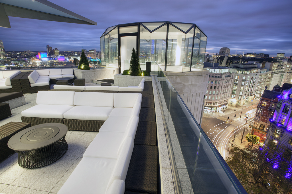 Radio Rooftop London Covent Garden, London Clubbing Reviews