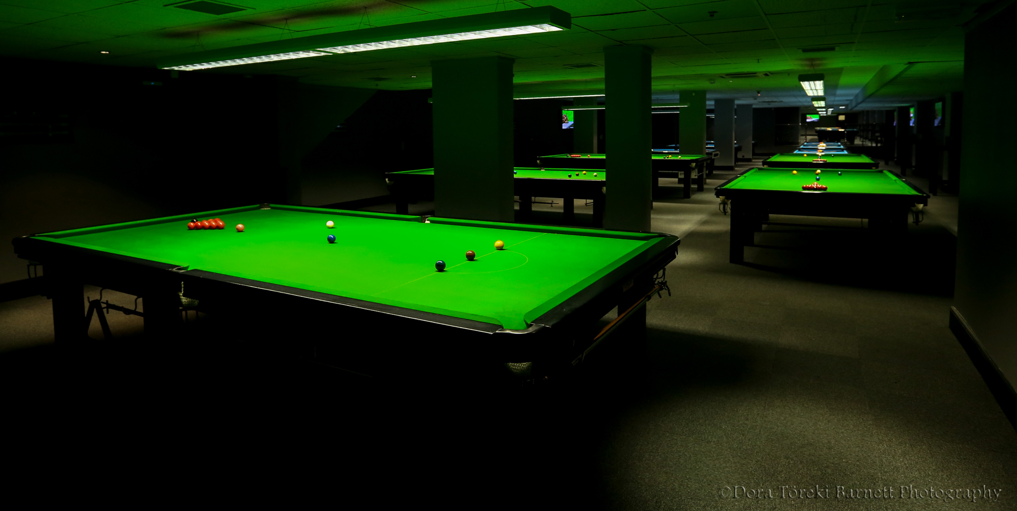 Rileys Sports Bar Victoria Semley Place London Reviews DesignMyNight