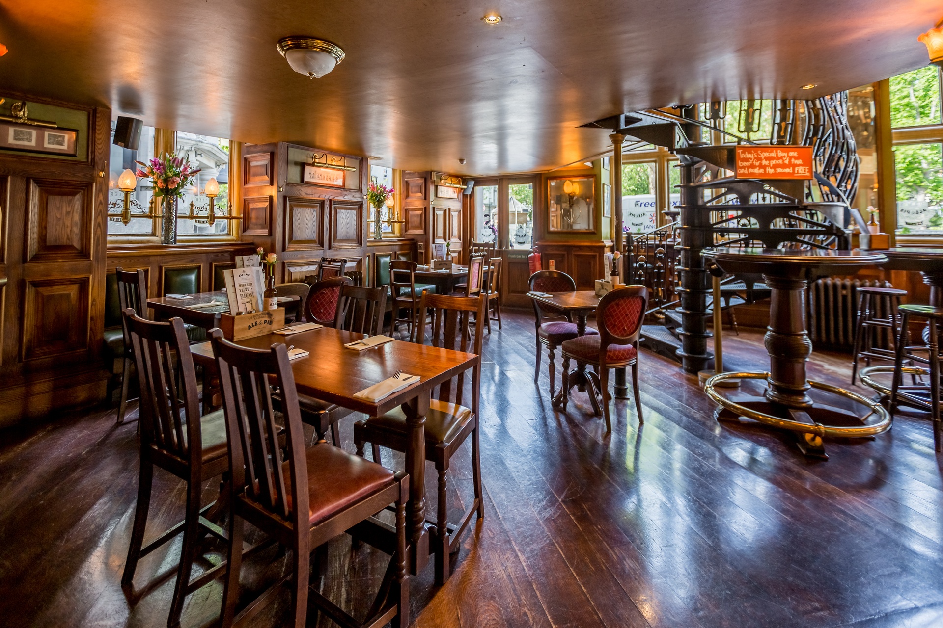 The Butcher's Hook & Cleaver Farringdon London Pub Reviews DesignMyNight
