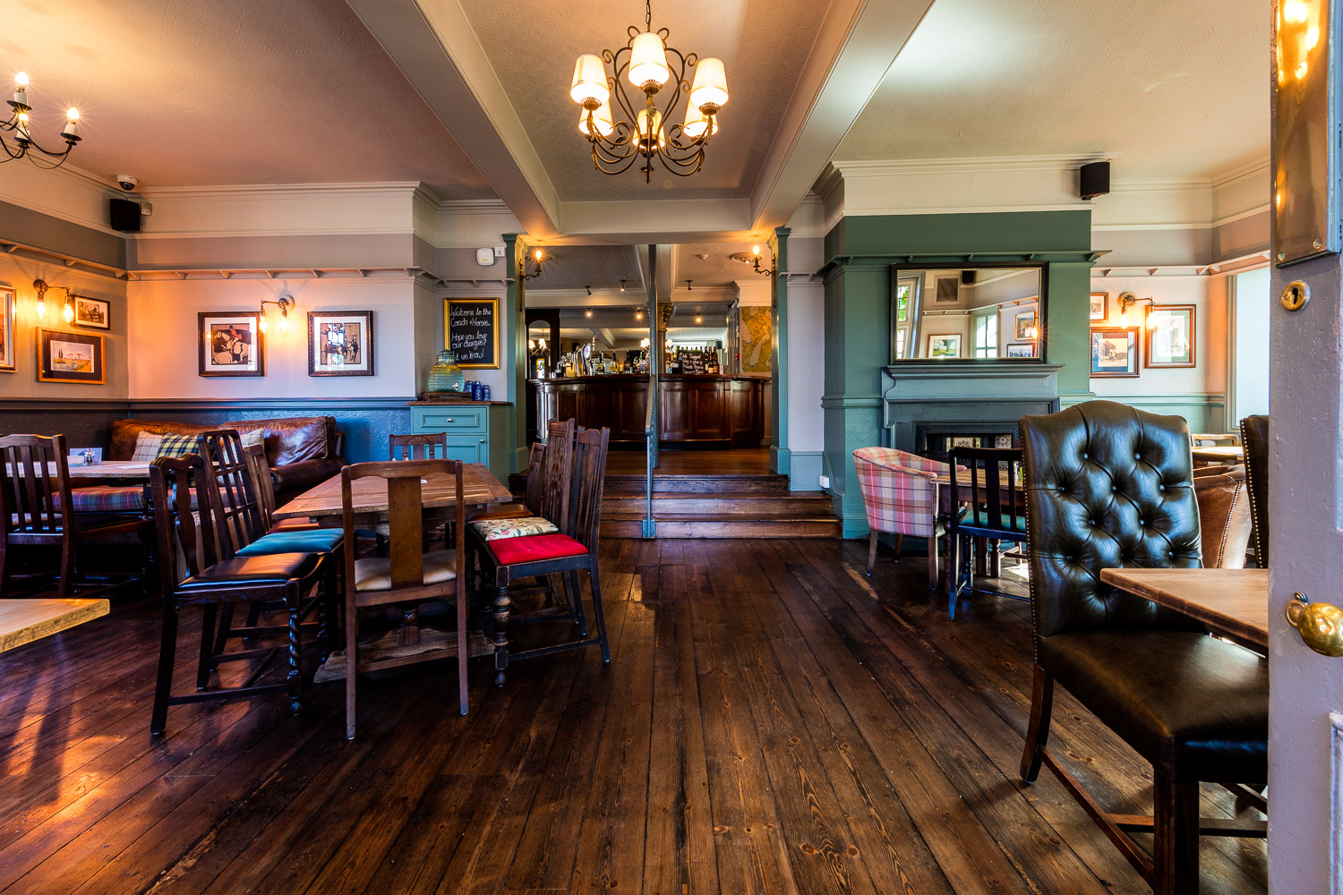 Coach & Horses Isleworth Pub With Beer Garden DesignMyNight