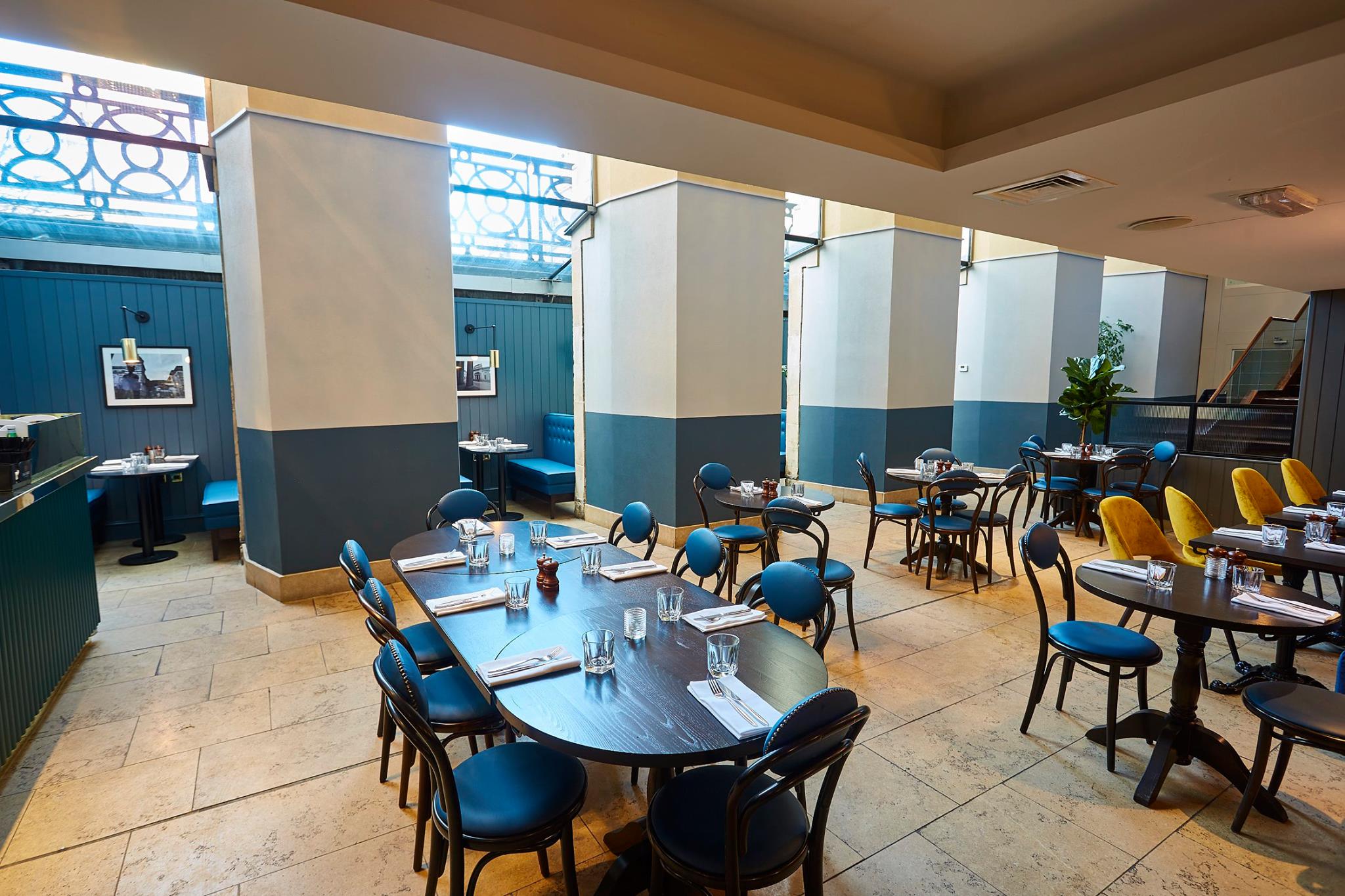 Browns Glasgow Merchant City Glasgow Bar Reviews DesignMyNight