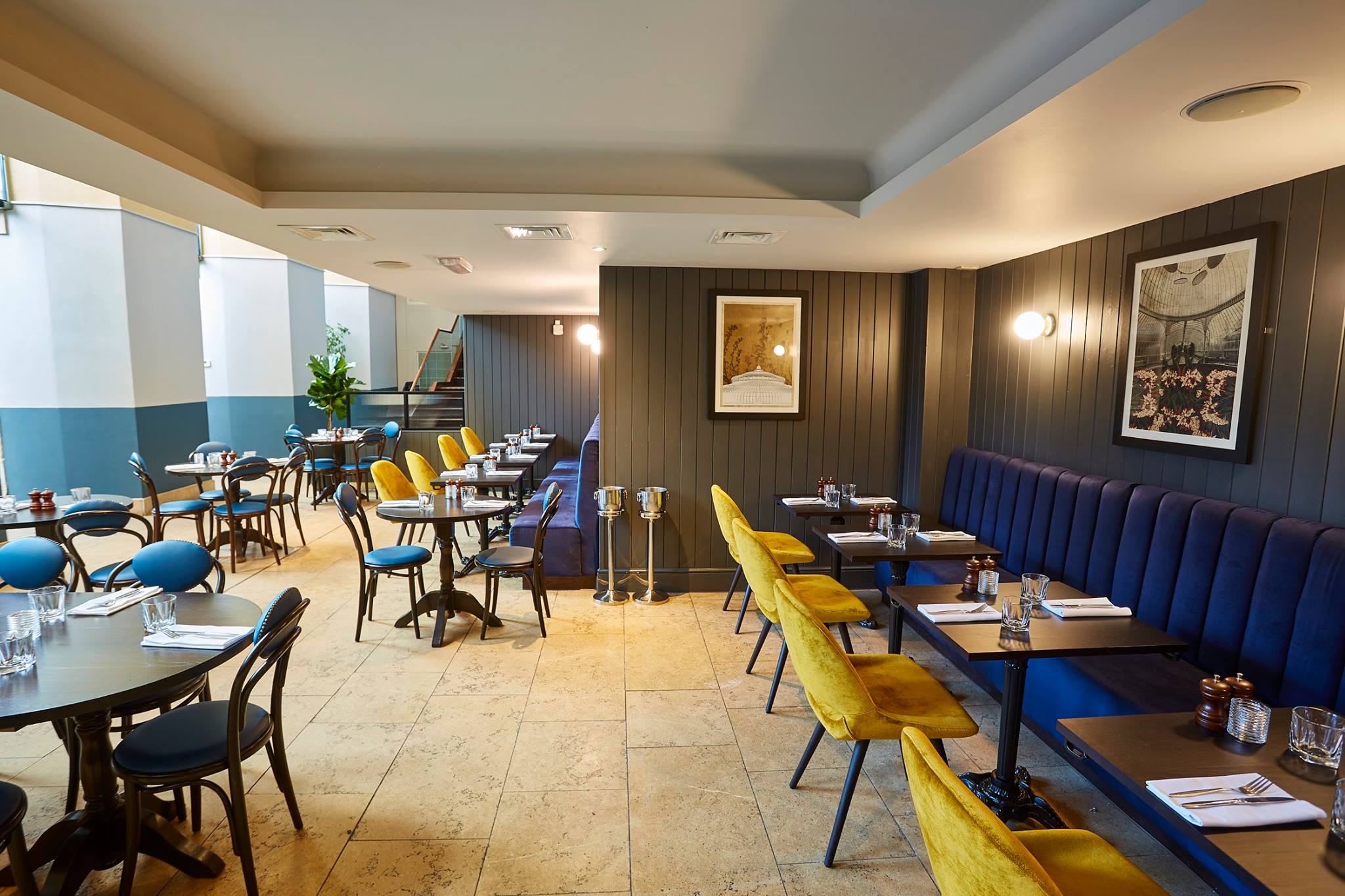 Browns Glasgow Merchant City Glasgow Bar Reviews DesignMyNight