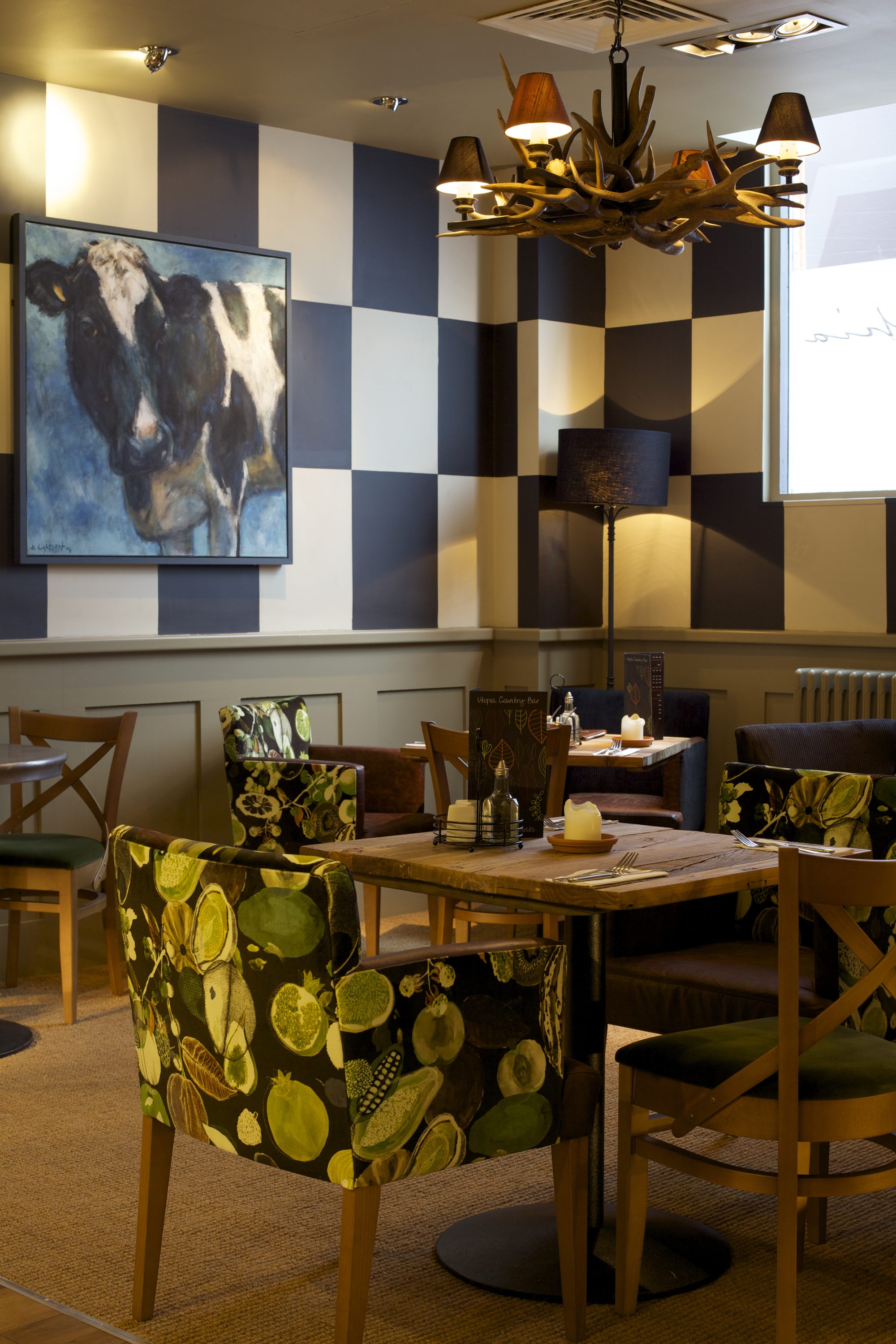 Utopia The Country Bar City Centre Birmingham Bar Reviews DesignMyNight