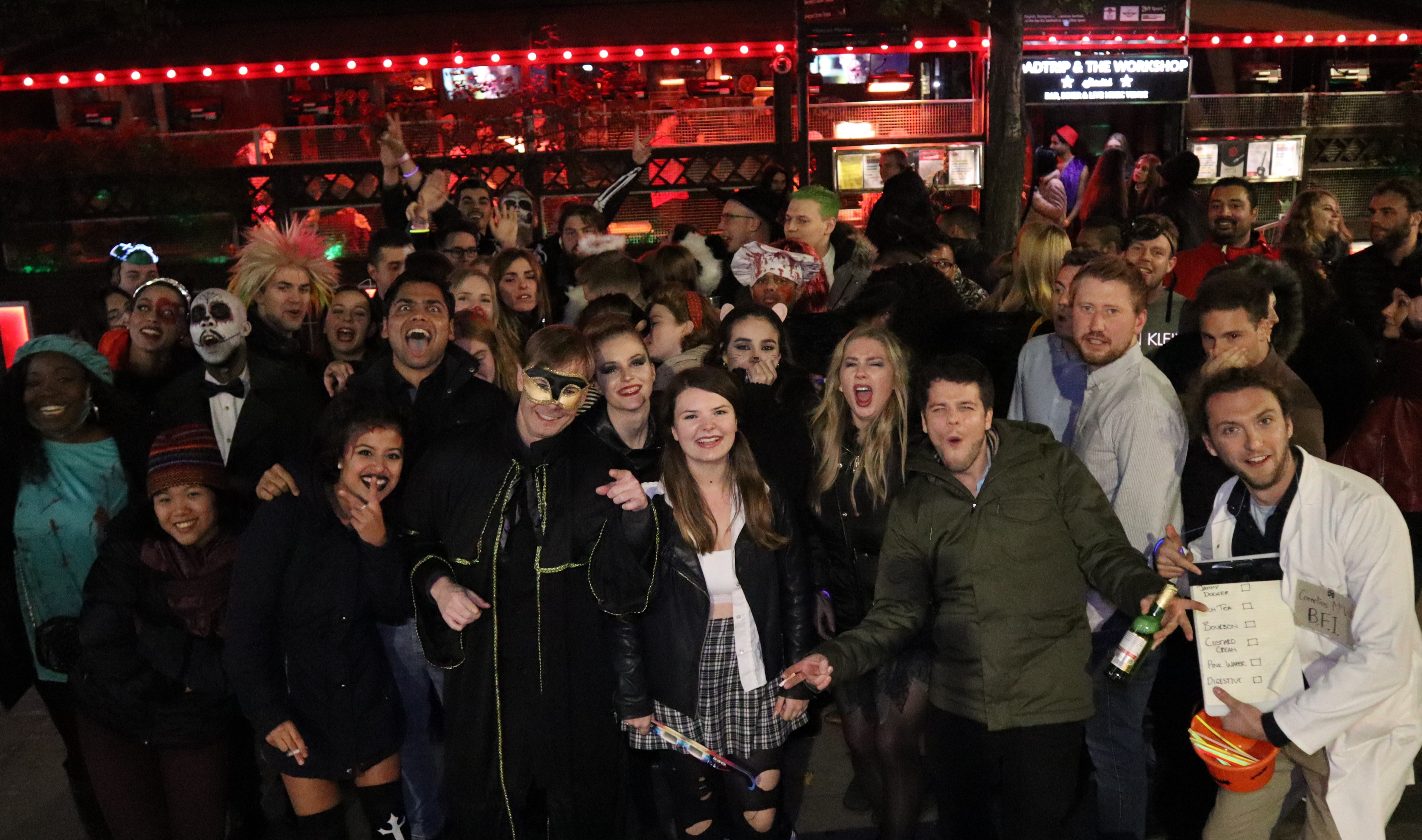 The Shoreditch Pub Crawl Saturday London Buy Tickets Online