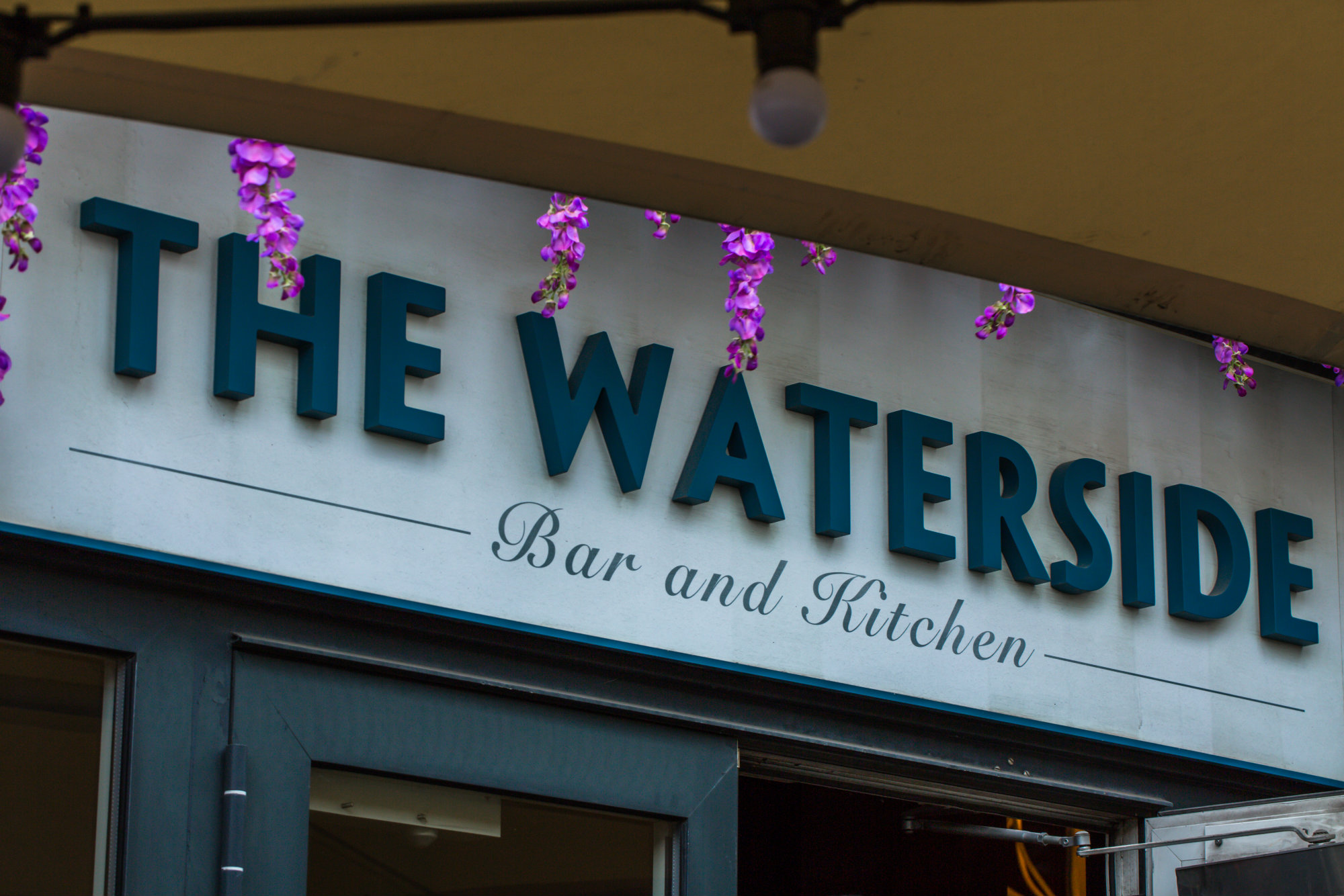The Waterside London Fulham Waterside Imperial Wharf Bar Reviews