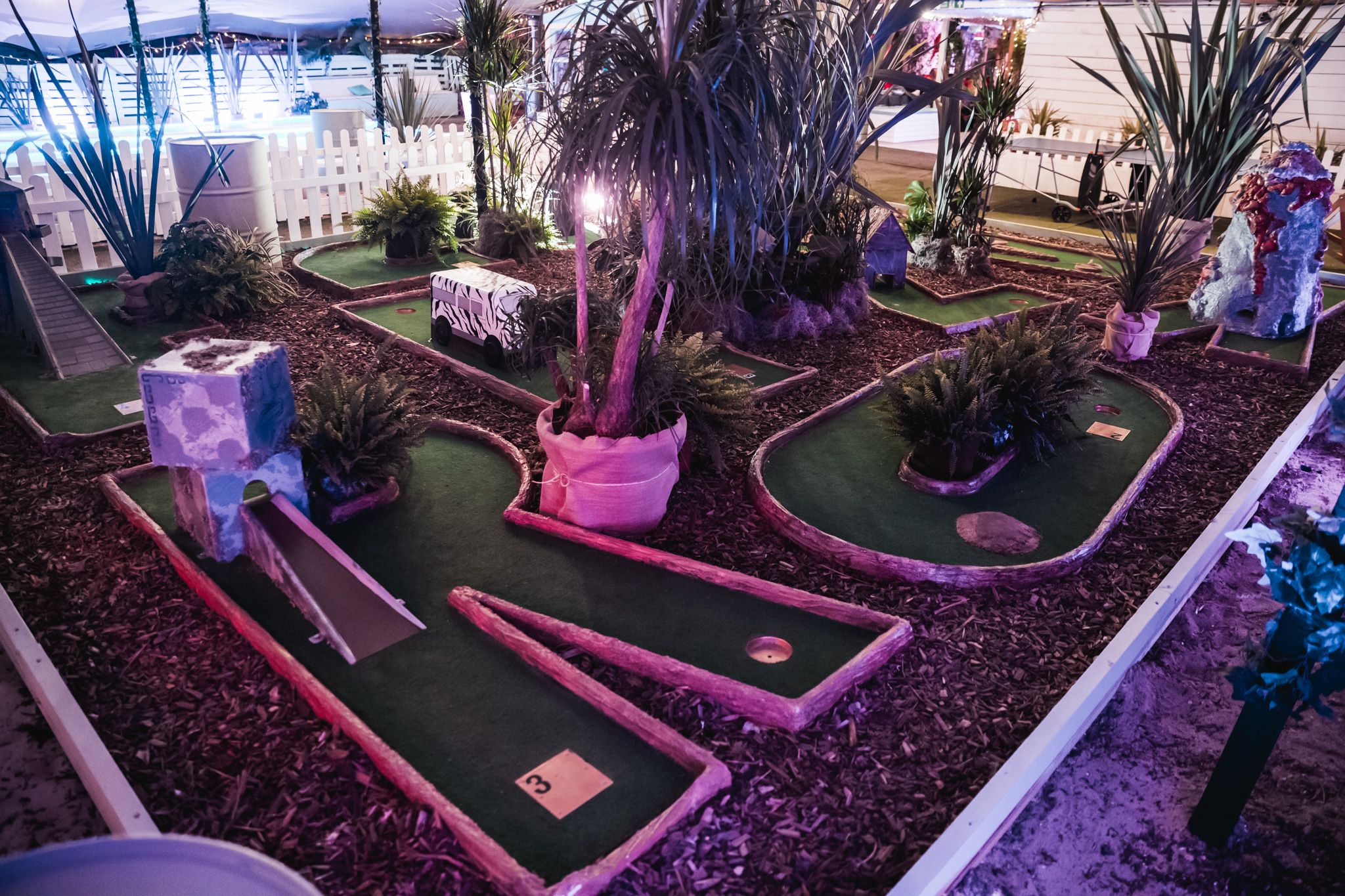 Fulham Beach Club Jungle Mini Golf London Food & Drink