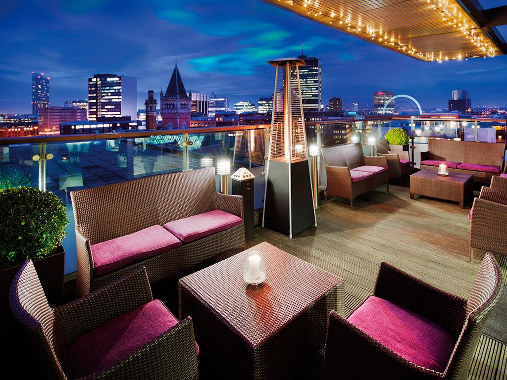SkyLounge at Doubletree Piccadilly Manchester Bar Reviews DesignMyNight