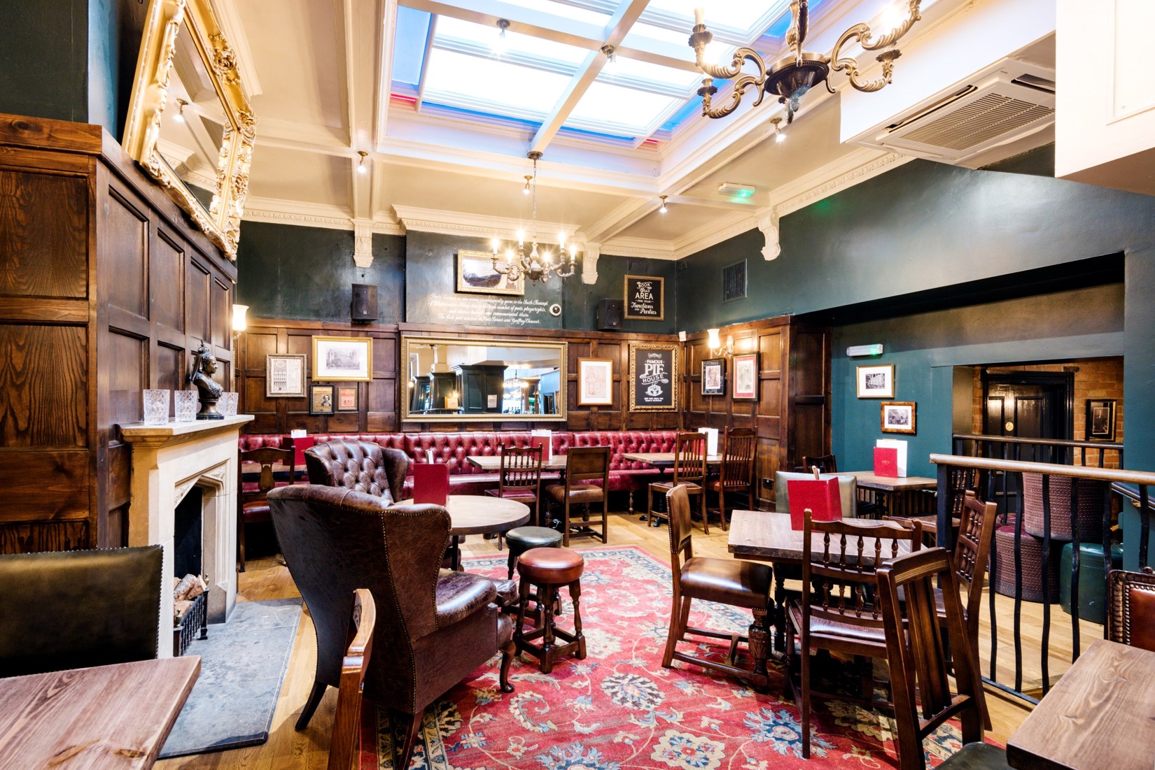 The Feathers London Pub Reviews DesignMyNight