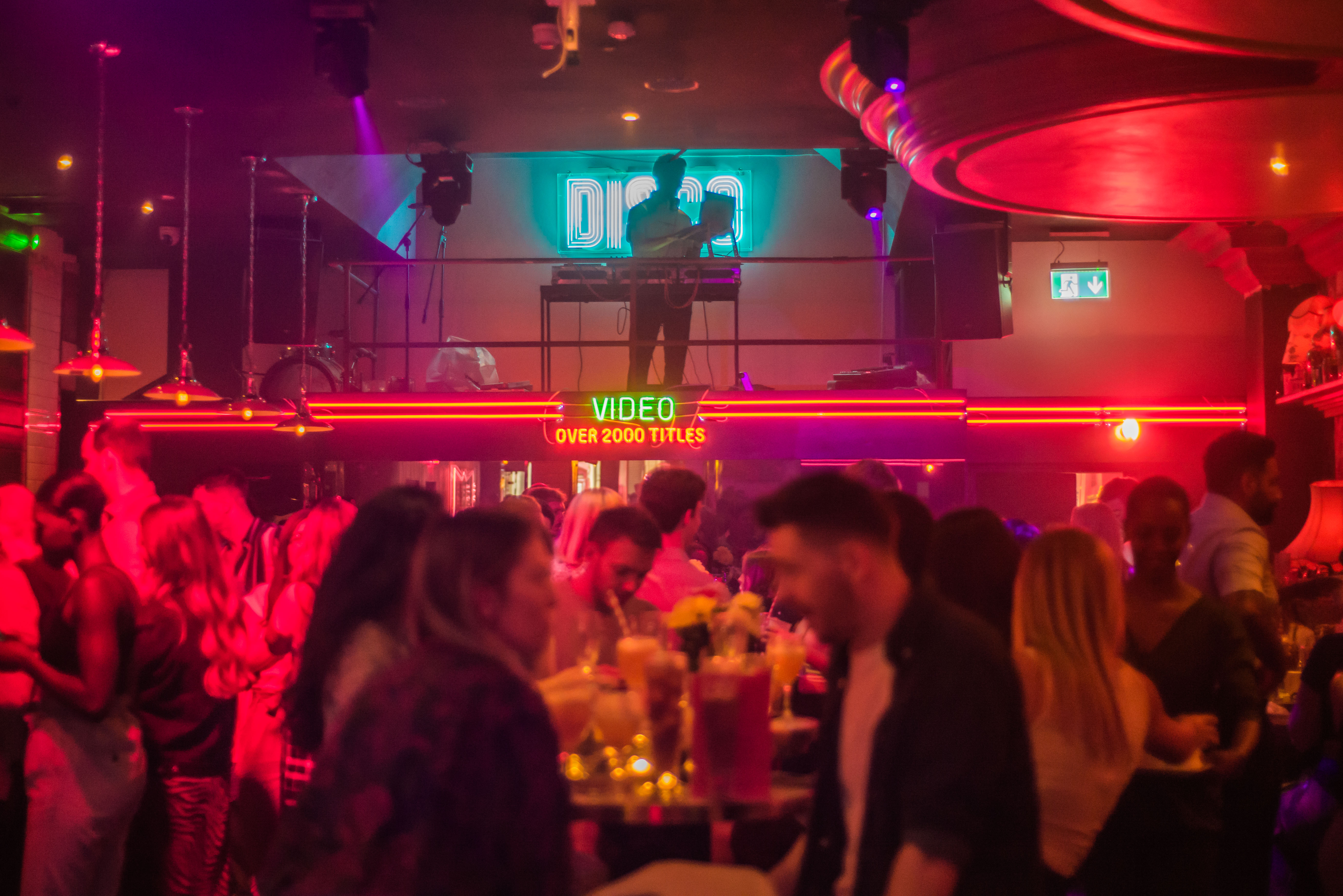 Simmons Oxford Street London Bar Reviews DesignMyNight