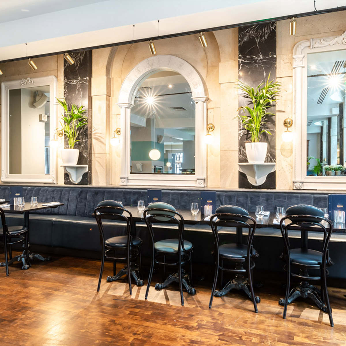 Browns Brasserie & Bar Leeds Leeds Bar Reviews DesignMyNight