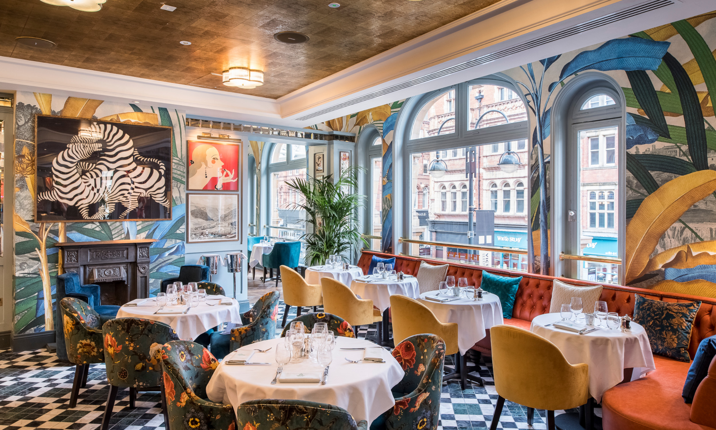 The Ivy Fine Dining Restaurant In Leeds DesignMyNight