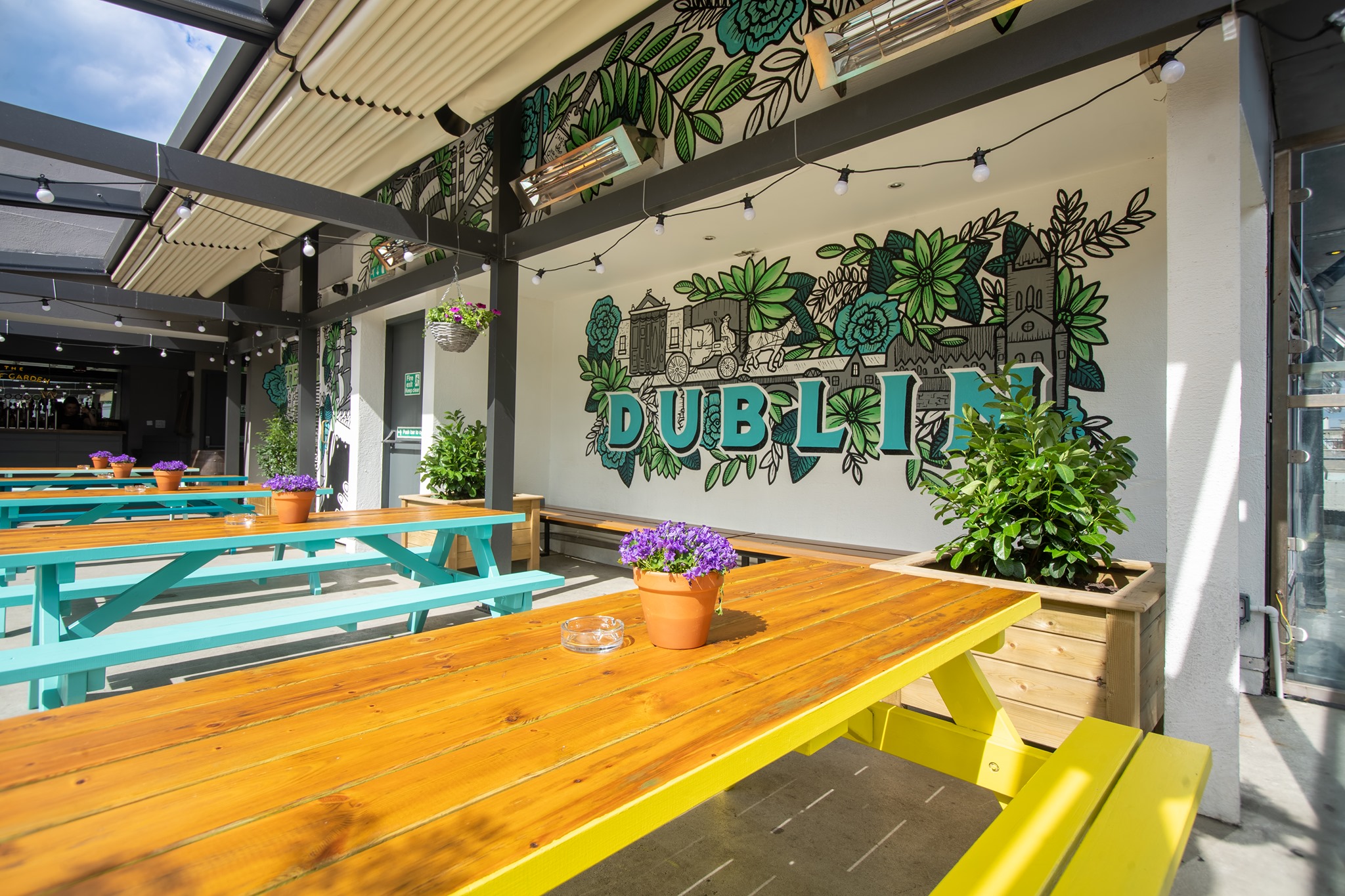 Temple Bar's Rooftop Garden Fitzsimons Bar Dublin Bar Reviews