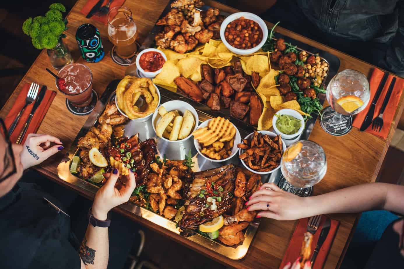 Laverys Historic Pub in Belfast DesignMyNight