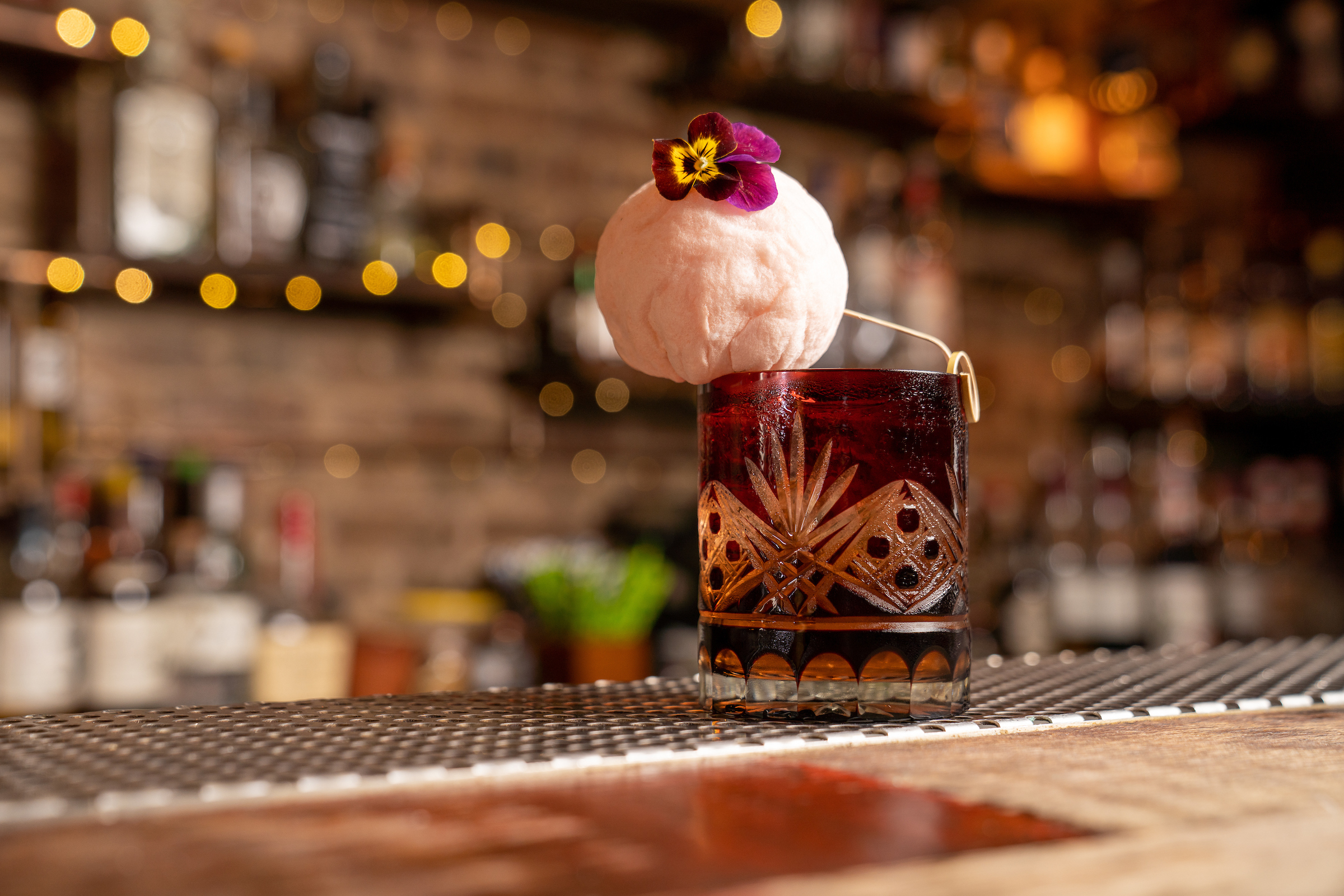 Apples and Pears Bar Brick Lane London Bar Reviews DesignMyNight