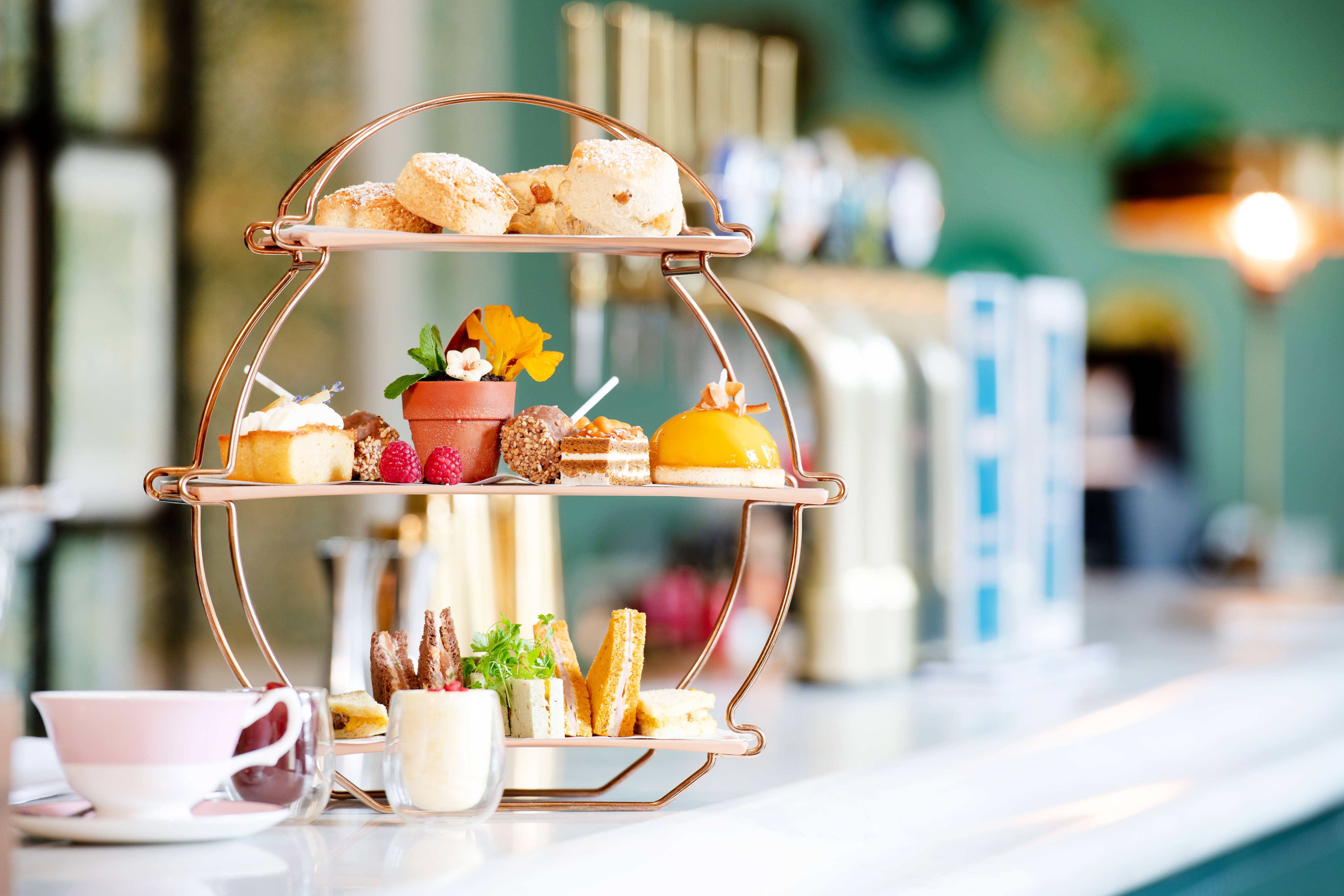 144 On The Hill Charming Richmond Restaurant DesignMyNight