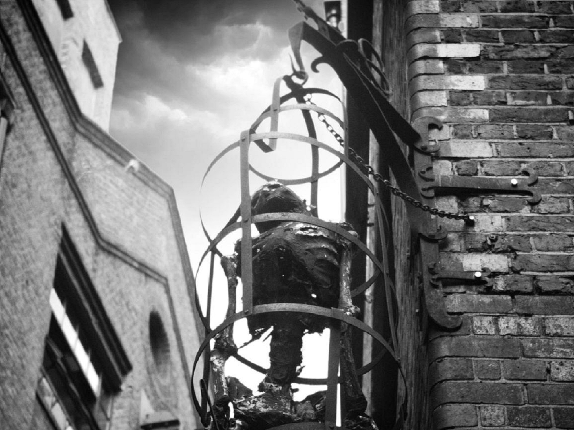 London Bridge Ghost Tour London Walks & Tours Reviews DesignMyNight