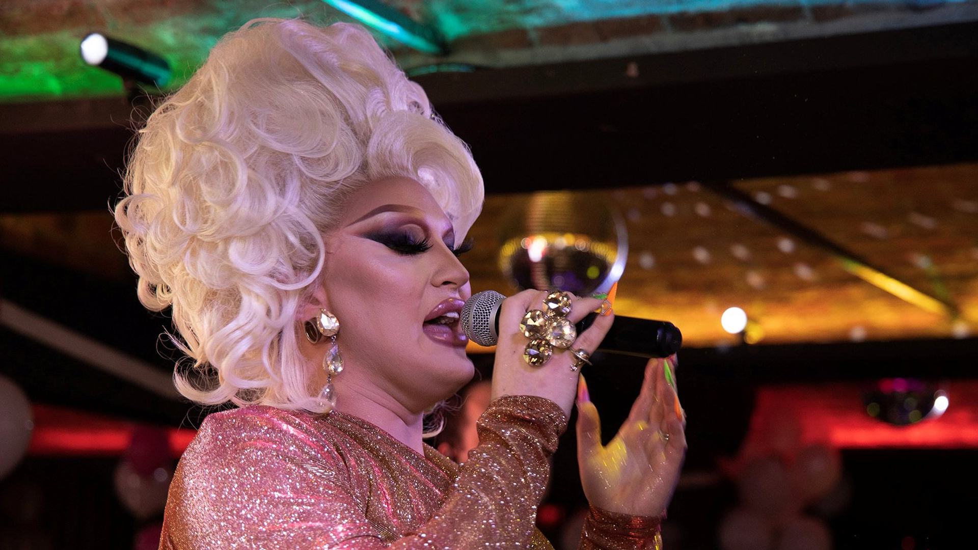 Dorothy's Showbar Liverpool Drag and Cabaret in the City DesignMyNight