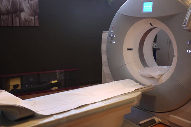 MRI vs Xray Difference and Comparison Diffen