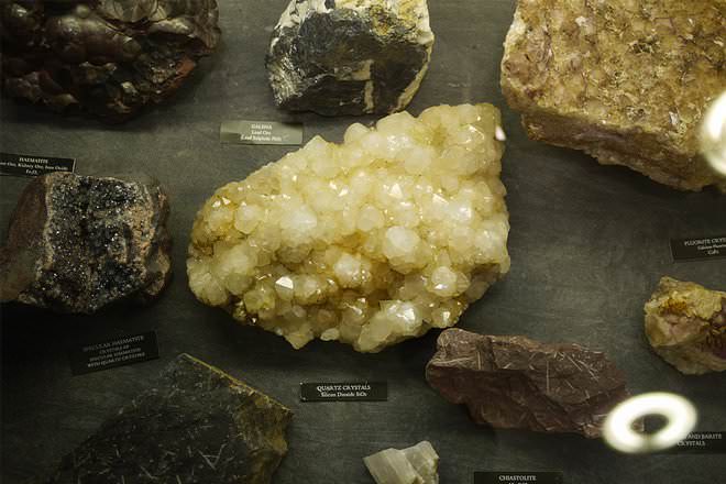 Minerals Vs Vitamins - Difference And Comparison | Diffen