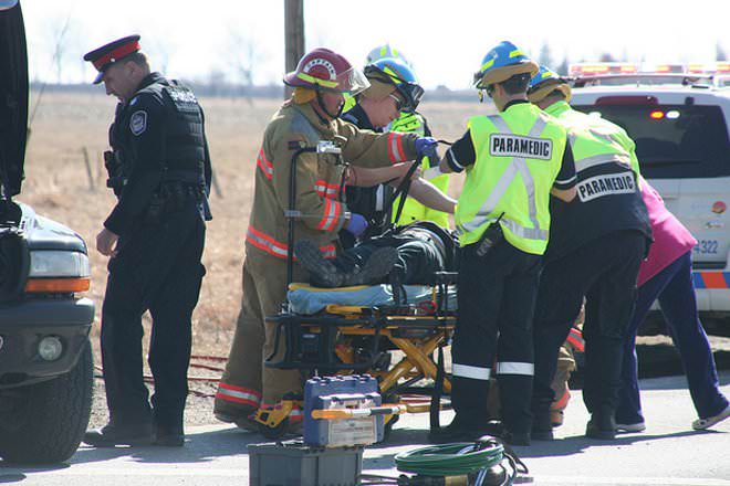 Emt Vs Paramedic - Difference And Comparison | Diffen