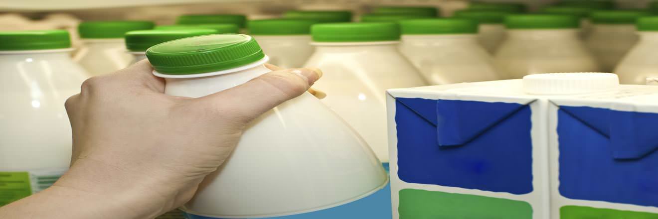 Skim Milk vs Whole Milk Difference and Comparison Diffen