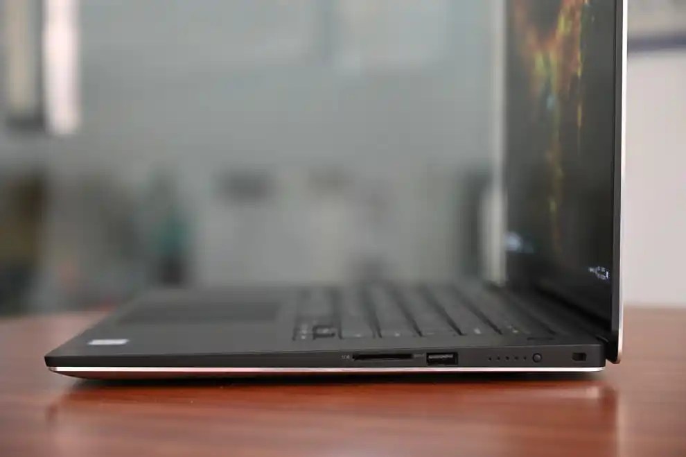Dell XPS 15 (7590) Review Thin, powerful and with much better thermals