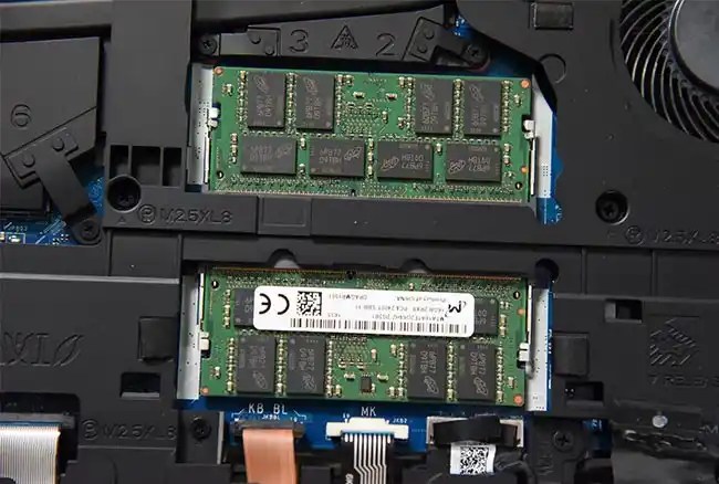 Mobile Complaints and Reviews Alienware 15 R3 GTX 1070