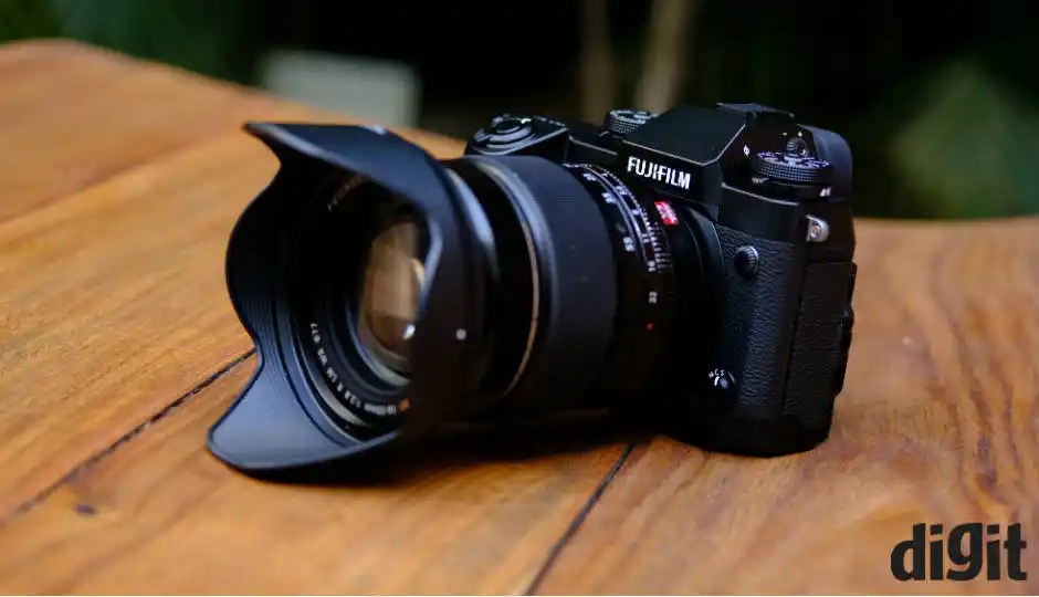 Fujifilm XH1 mirrorless camera with 5axis inbody image stabilization