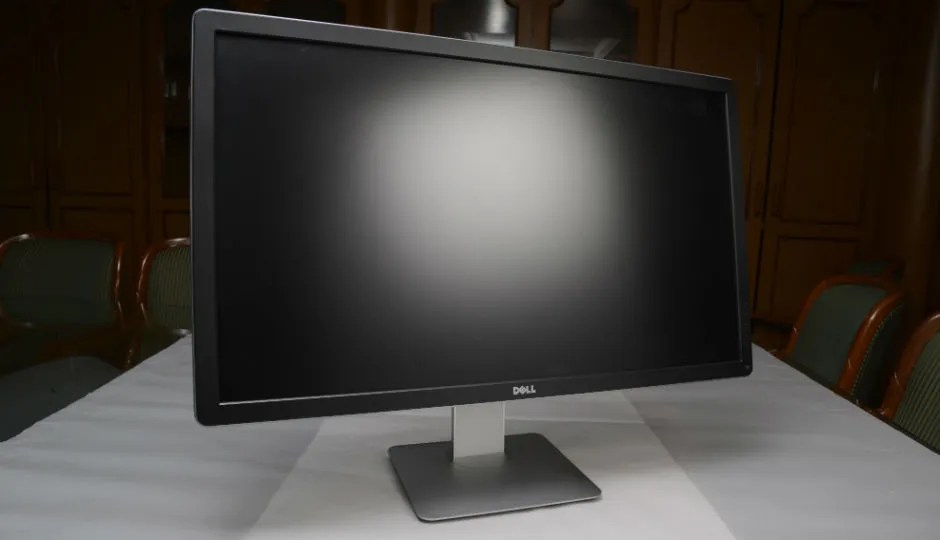 Slide 1 Dell UltraSharp UP3214Q UHD 32inch Monitor Slideshow