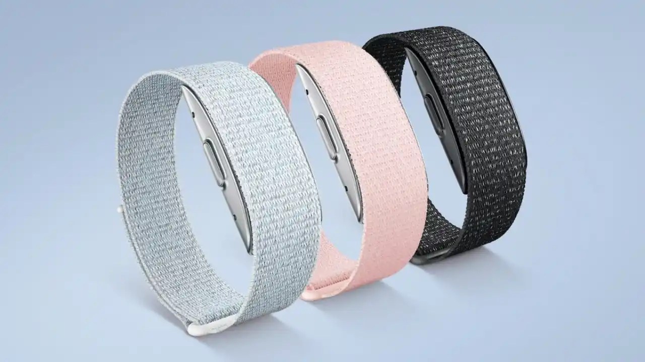 Amazon Halo is a wristband that knows how you are feeling, and tells