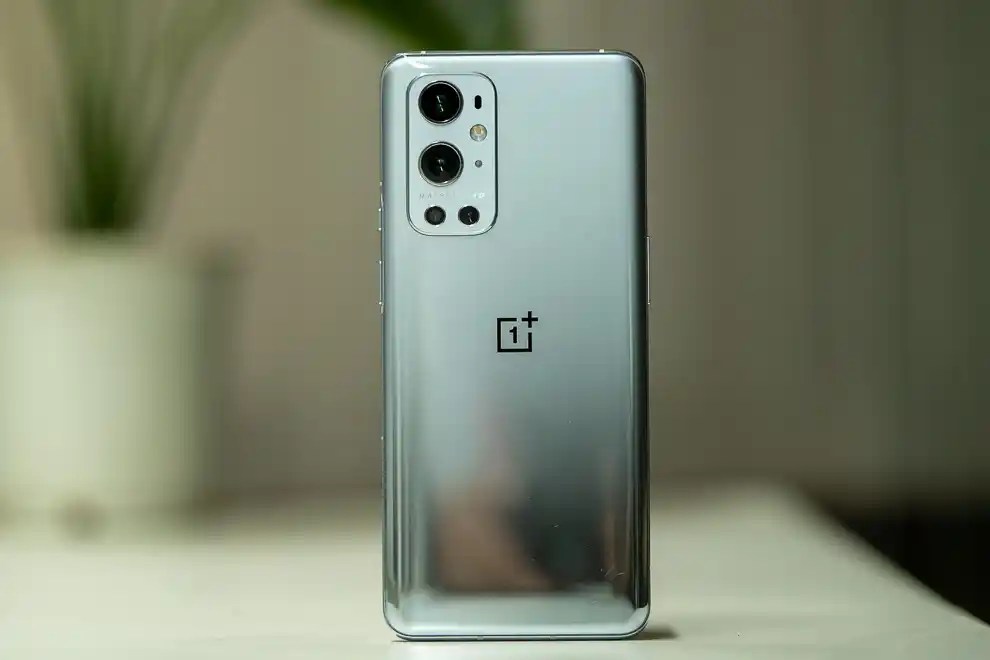OnePlus 9 Pro Review Powerhouse of features