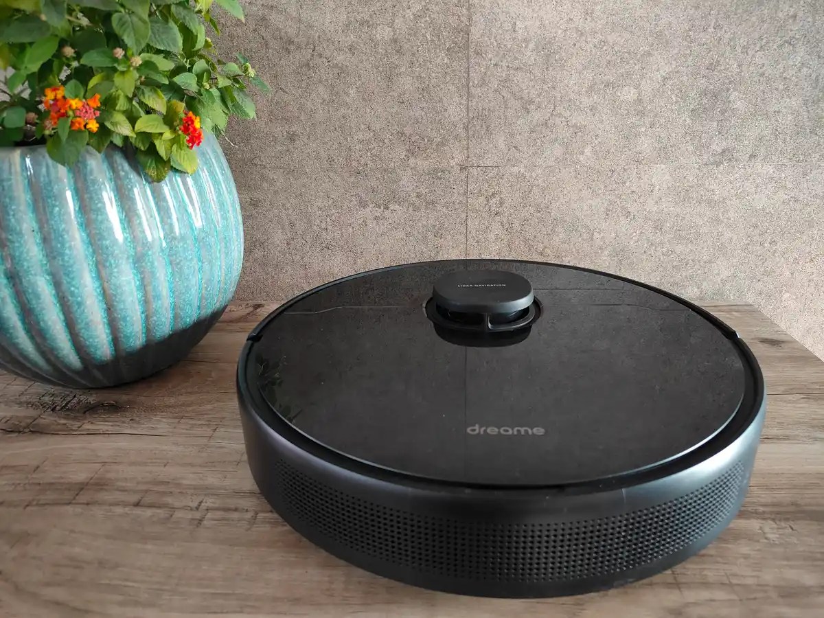 Dreame DreameBot D9 Max Robot Vacuum Cleaner Review Featurerich