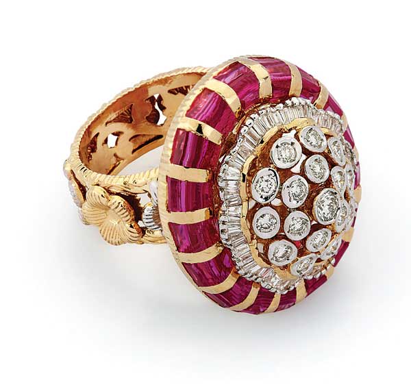 How to turn your statement jewellery into a conversation starter