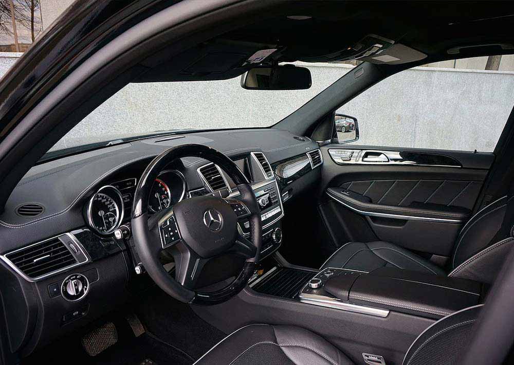 Rent a car MercedesBenz GL550 as low as 130 per Day DRC Car Rental