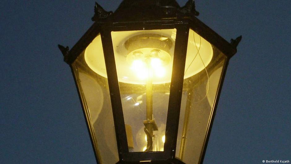 Berlin's gas lamps DW 08/06/2012