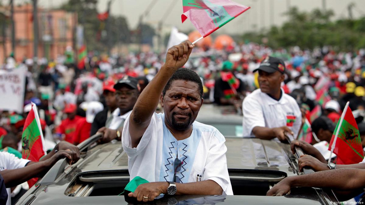 O que faz o "Governo sombra" da UNITA? DW 08/04/2019