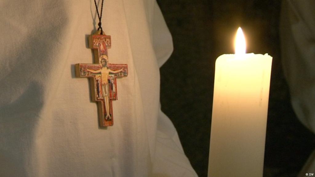 Ohne Kirchensteuer Keine Sakramente Deutschland Dw 26 09 2012