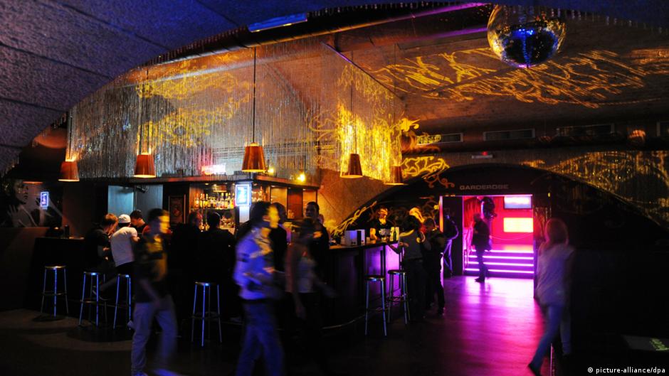 Who pays for music? DW 11/21/2012