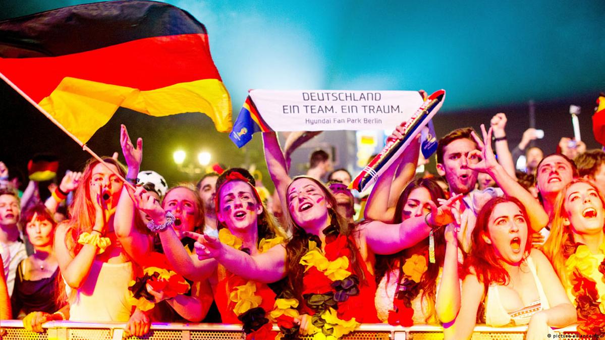 The biggest football hits DW 06/10/2016