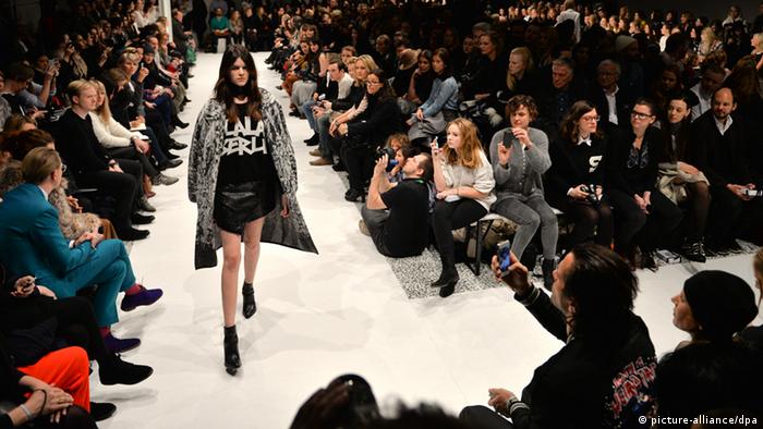 Berlin Fashion Week Asserts Itself As Times Change | Lifestyle | Dw |  18.01.2016