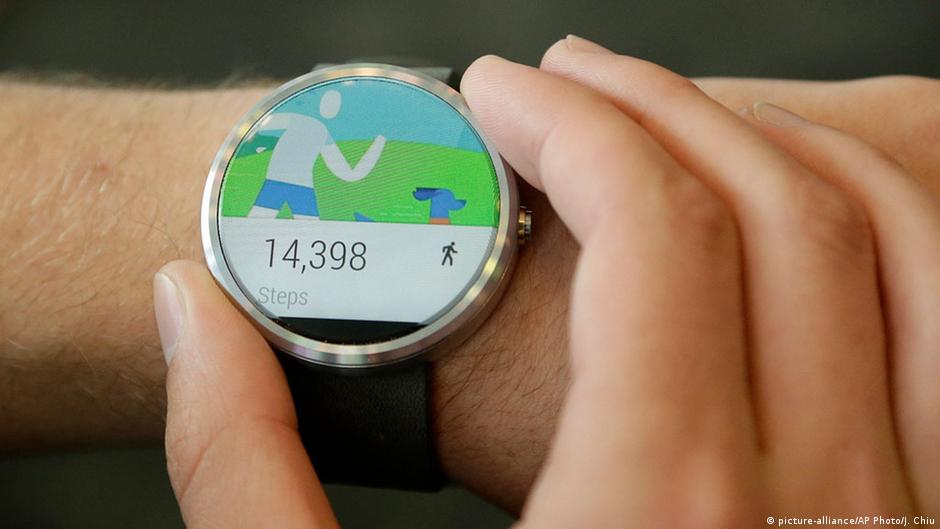 FitnessApps von der Krankenkasse Mitmachen oder Daten schützen? DW