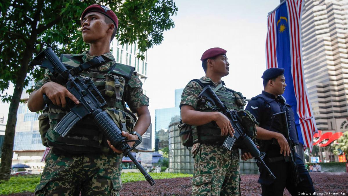 Critics alarmed over Malaysia security law DW 08/01/2016