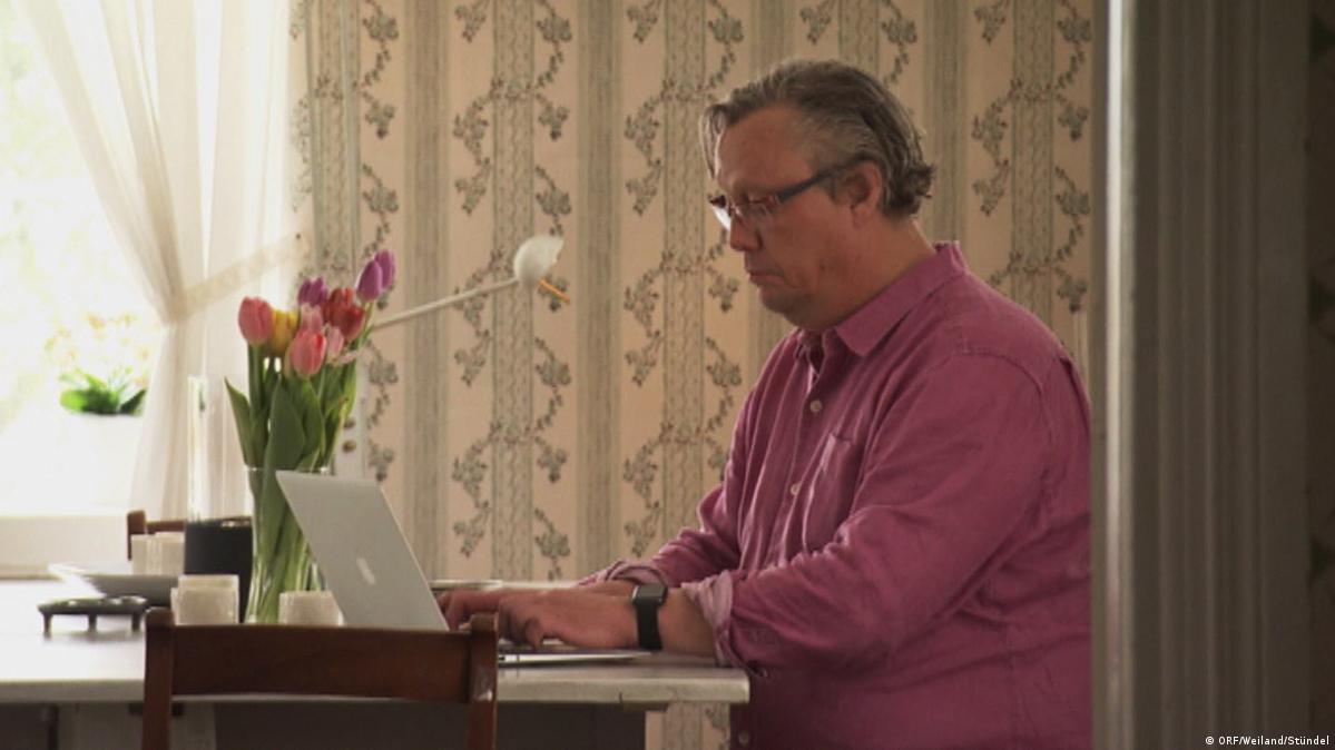 Jonas Jonasson's new novel DW 04/27/2016