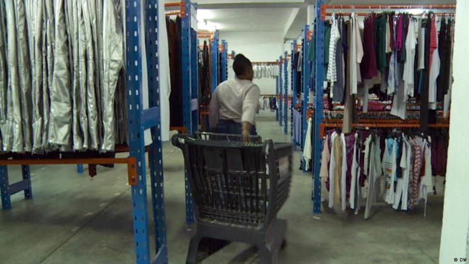 The Clothing Bank in South Africa DW 07/28/2017