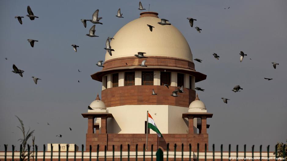 India's female lawyers fight for equality DW 10/08/2021