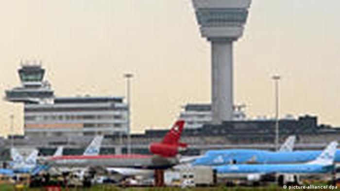 Nove Mjere Sigurnosti Na Aerodromima Politika Dw 27 12 2009