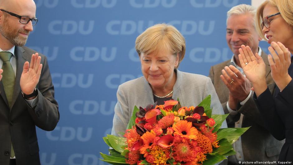 Elecciones confirman victoria de Merkel y el auge de la AfD DW 25
