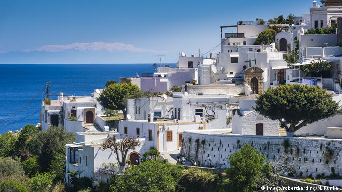 Grcka I Mallorca Se Nadaju Turistima Politika Dw 11 03 2021