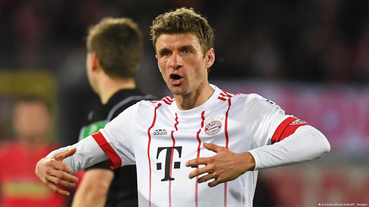 Thomas Müller drives Bayern Munich to routine victory